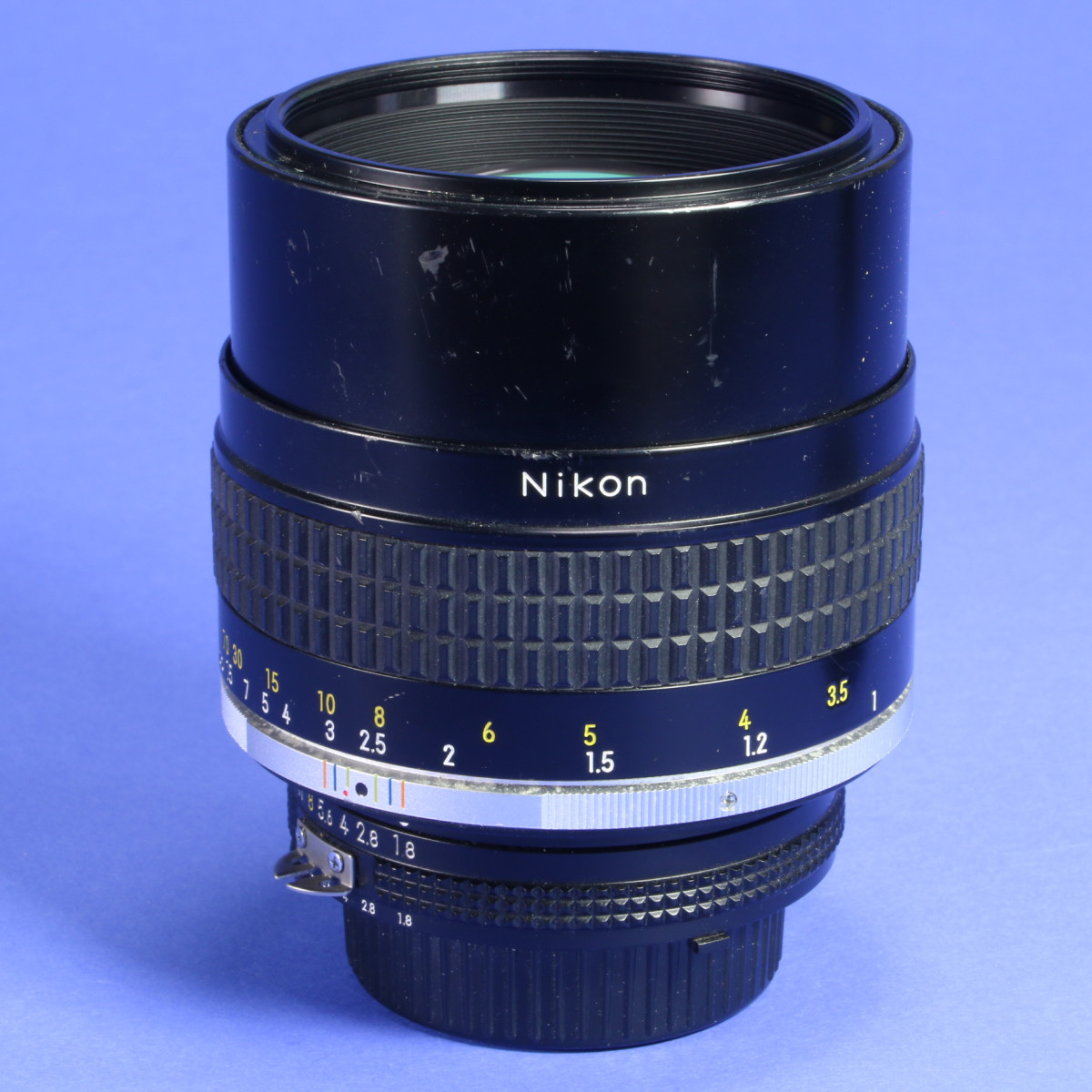 Nikon 105mm f1.8 Nikkor Lens for Nikon AIS