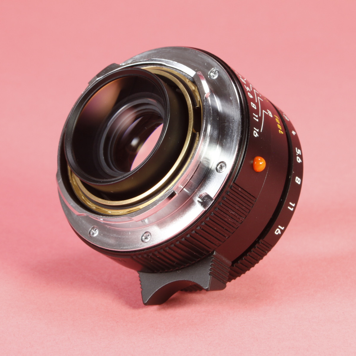 Leica 35mm f2 ASPH Summicron-M 11879 Lens for Leica M