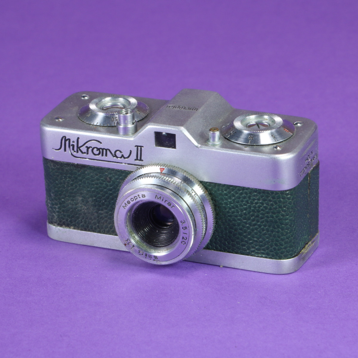 フィルムカメラ Meopta Mikroma II Mirar 20mm F3.5 Meopta Mikroma II Green Colored 16mm Film Subminiature