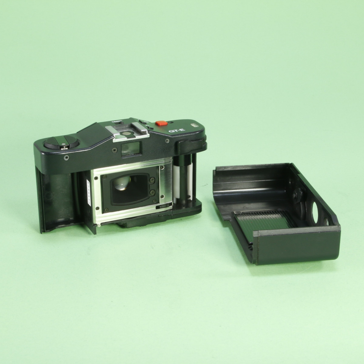 フィルムカメラ MINOX GT-E Shop : Buy Minox Gt E 35mm Camera: KGS0623/5735550 : Blue