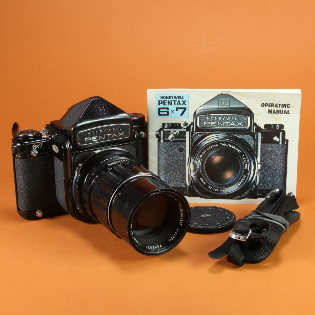 Pentax 6x7 Non-MLU Camera Kit with 200mm f4 Lens