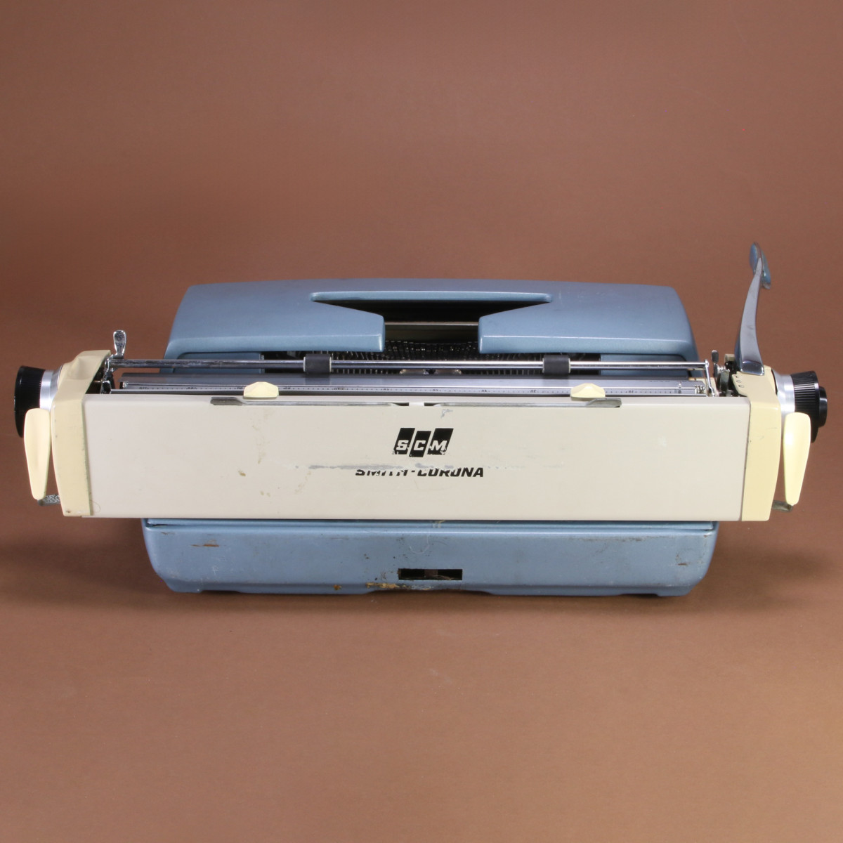 Smith Corona Classic 12 Portable Typewriter