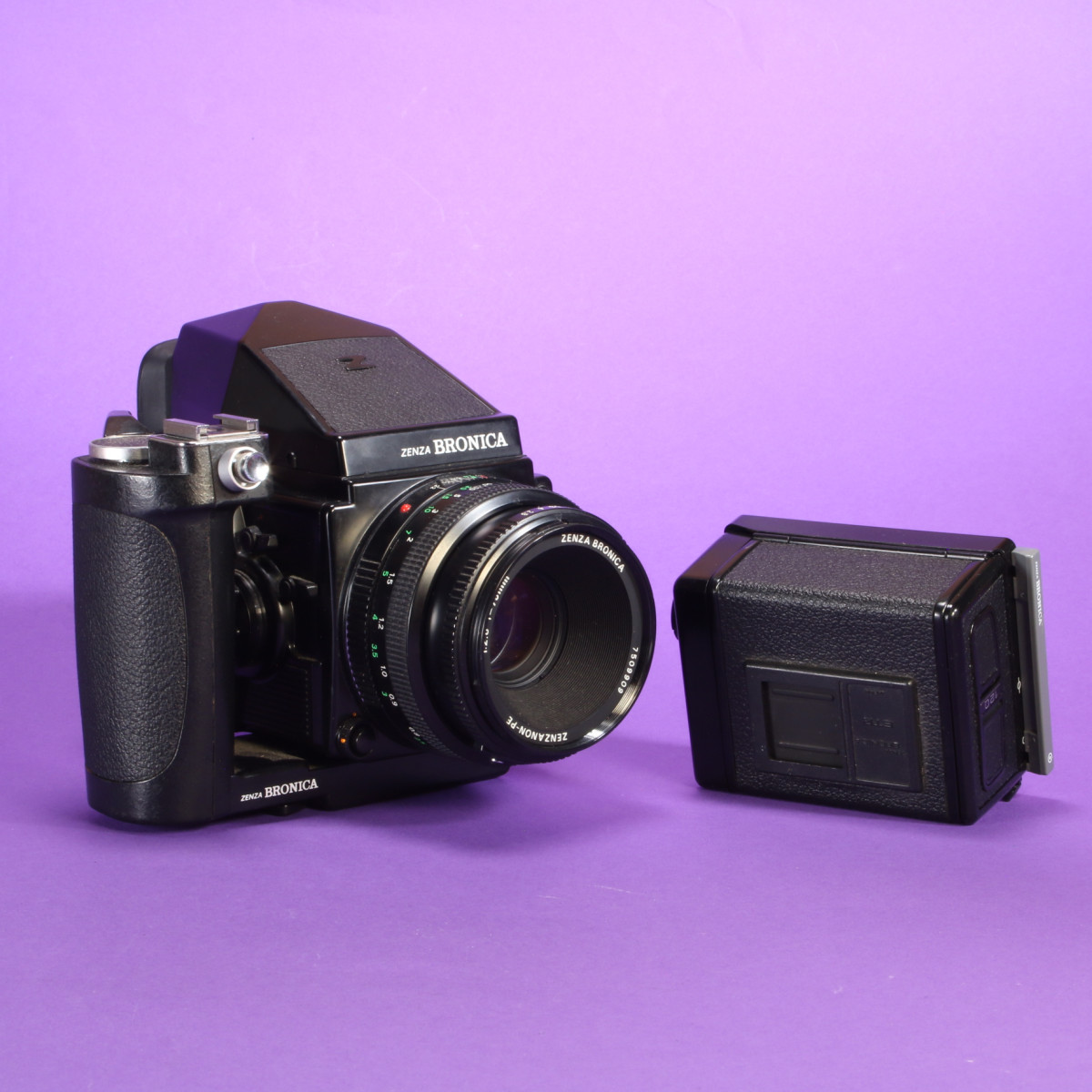 Bronica ETRSi Camera with 75mm f2.8 Zenzanon-PE Lens