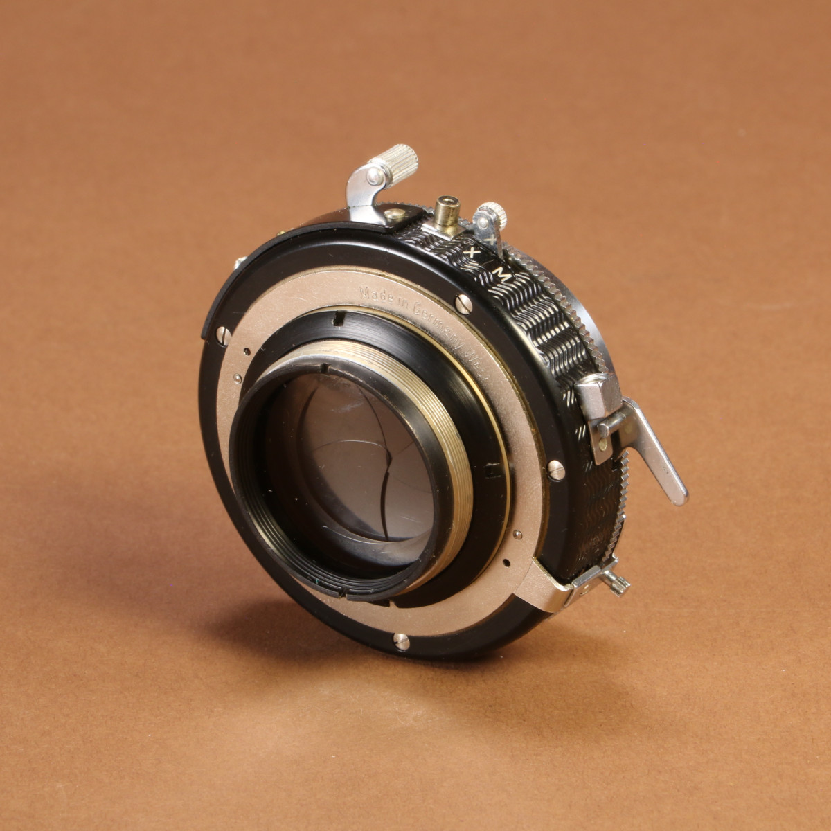 Schneider-Kreuznach 135mm f4.7 Xenar Lens | Blue Moon Camera