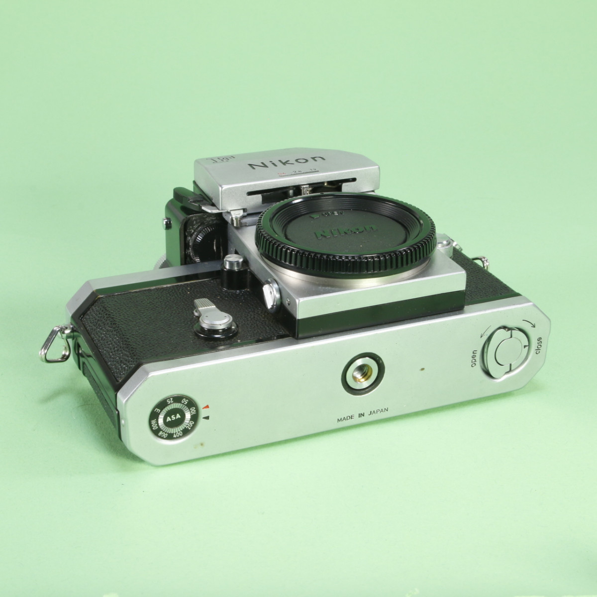Nikon F Camera with Photomic FTn Finder