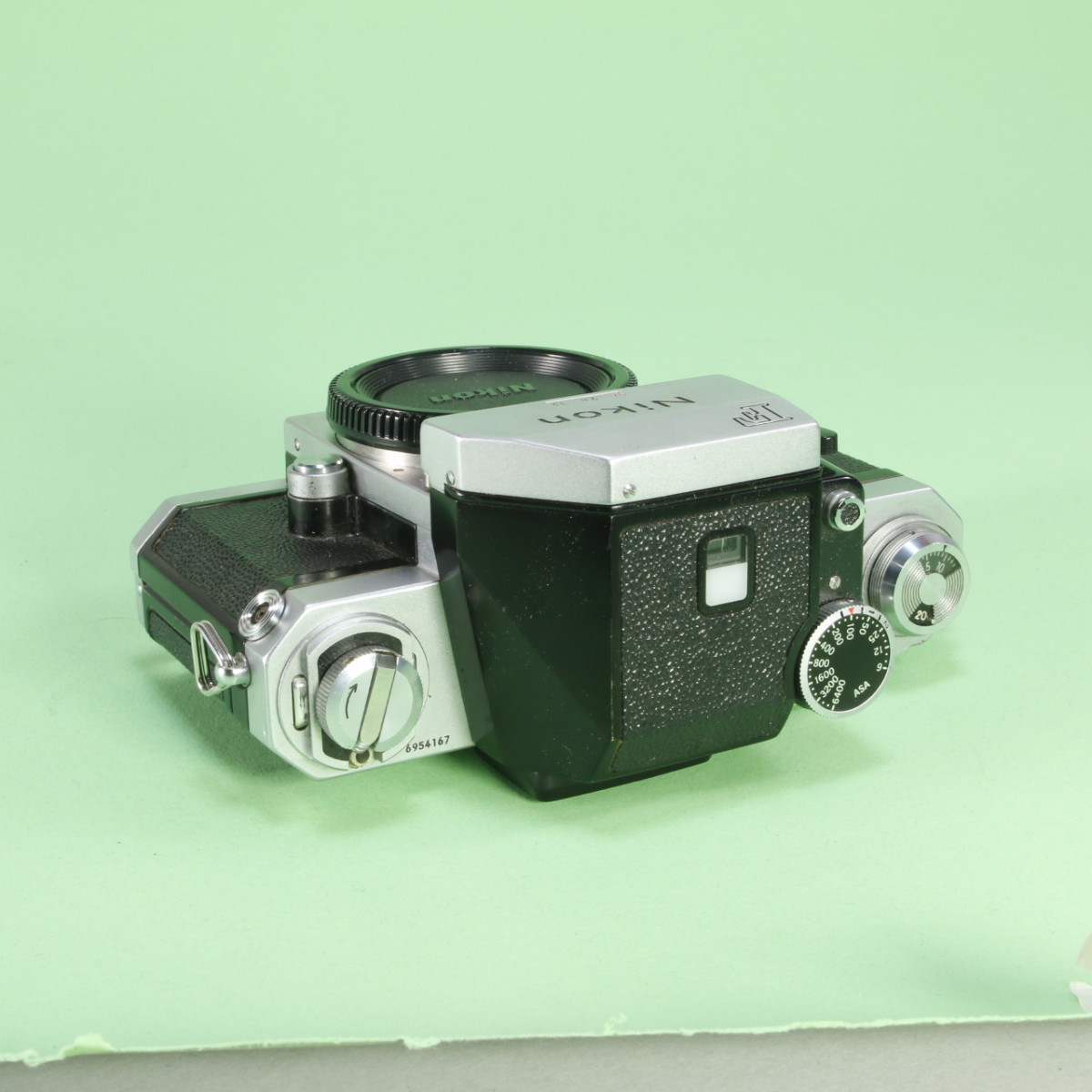Nikon F Camera with Photomic FTn Finder
