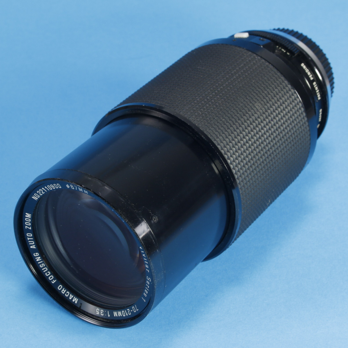 Vivitar 70-210mm f3.5 Series 1 VMC Macro Zoom Lens for Olympus OM