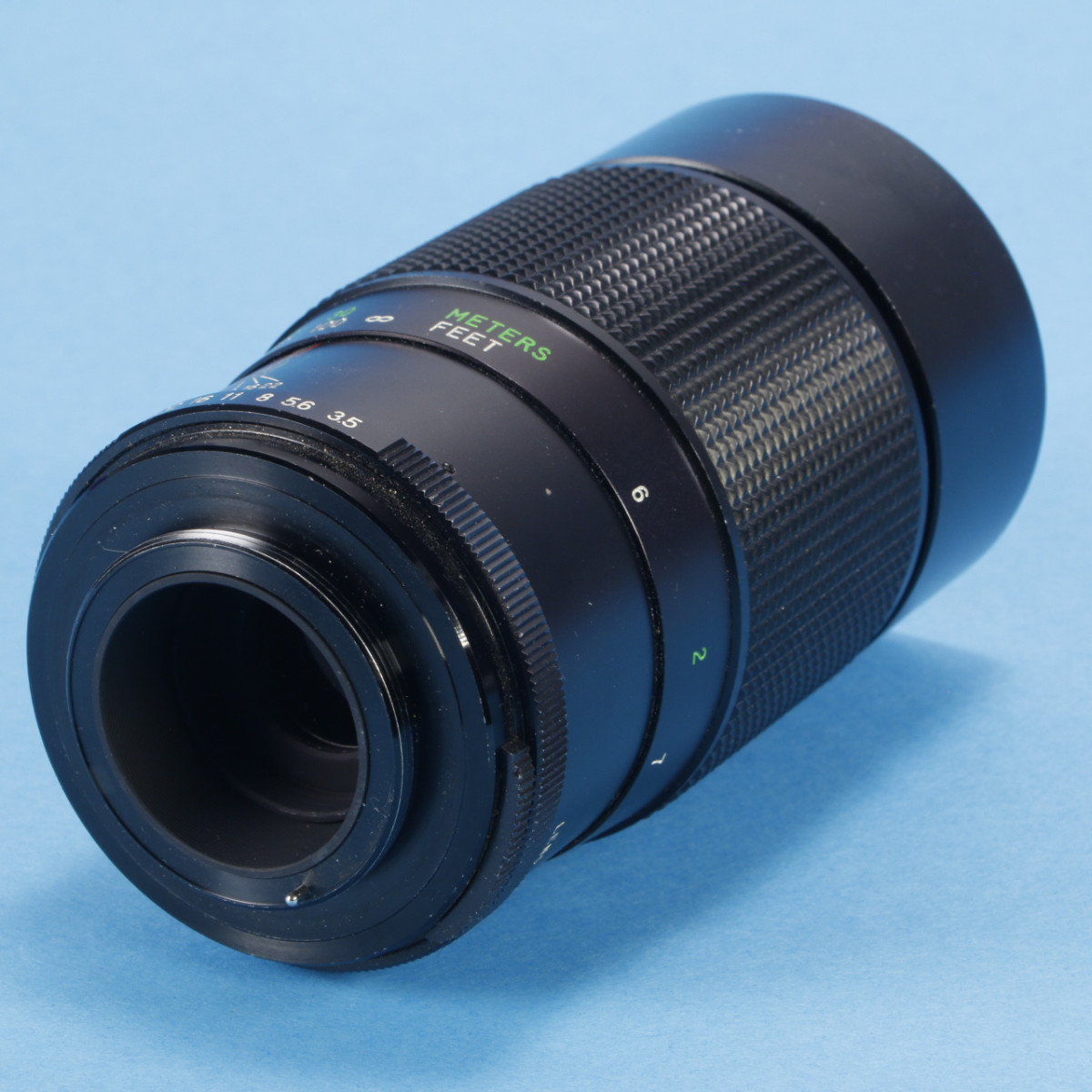Vivitar 200mm f3.5 Auto Telephoto Lens for M42