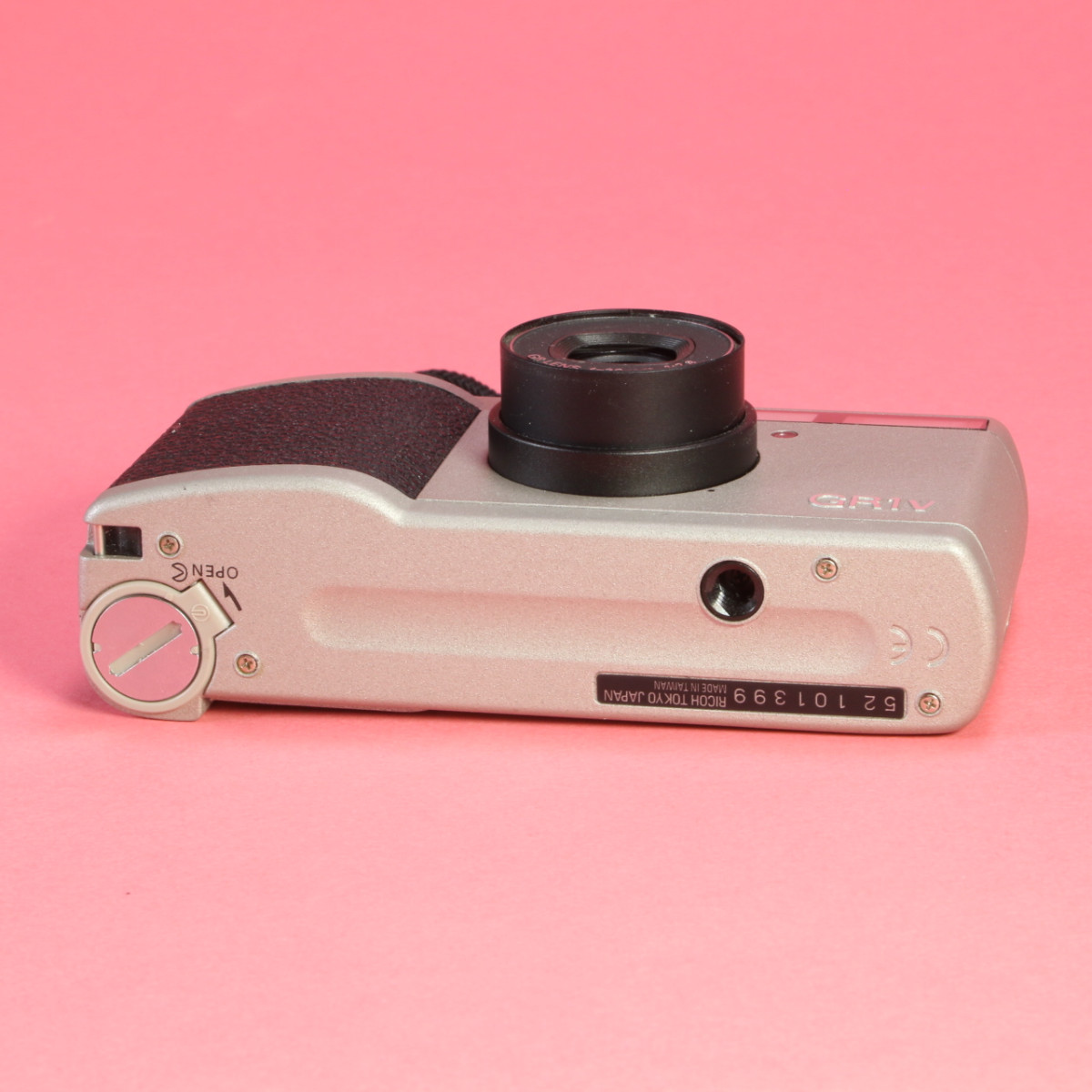 Ricoh GR1v Camera