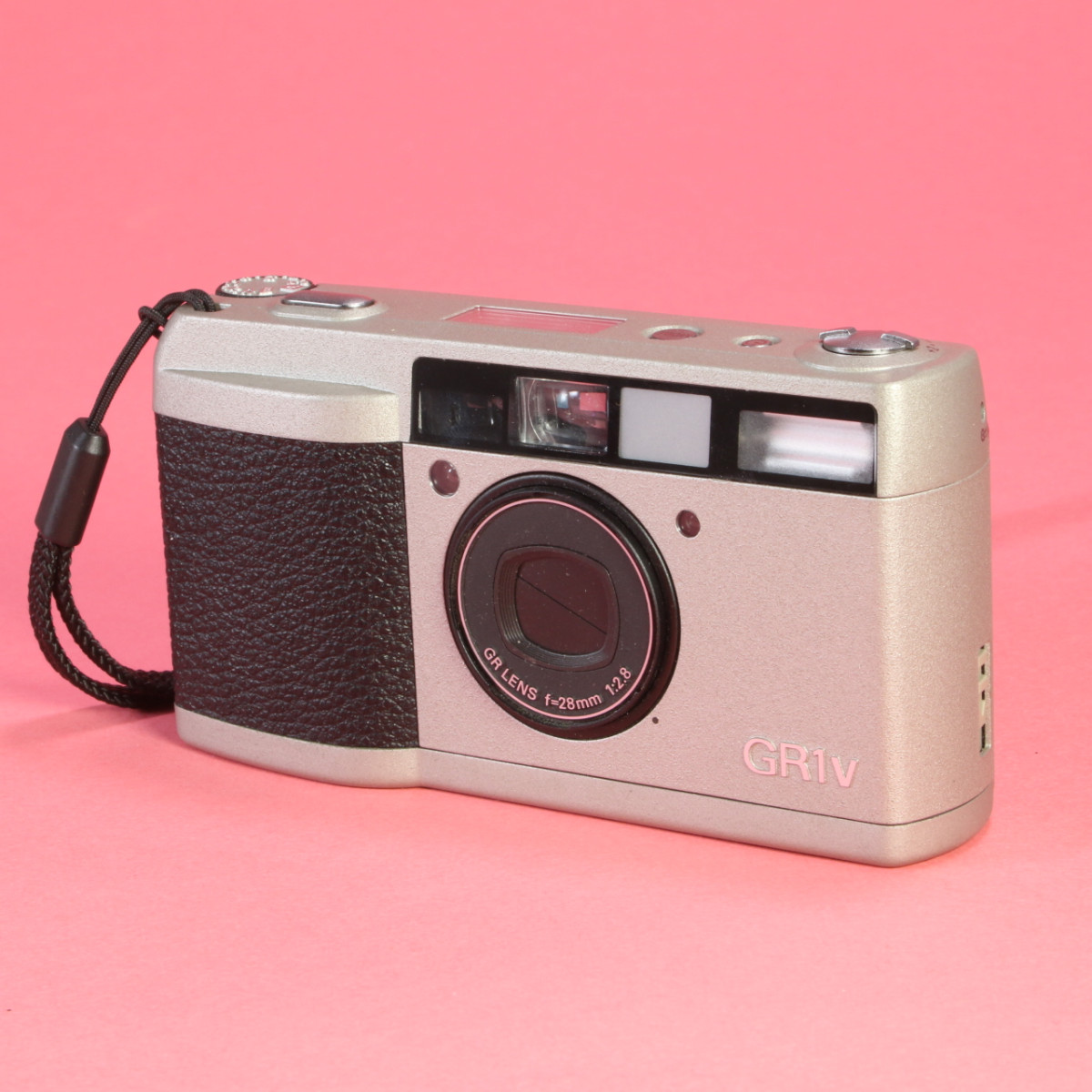 Ricoh GR1v Camera