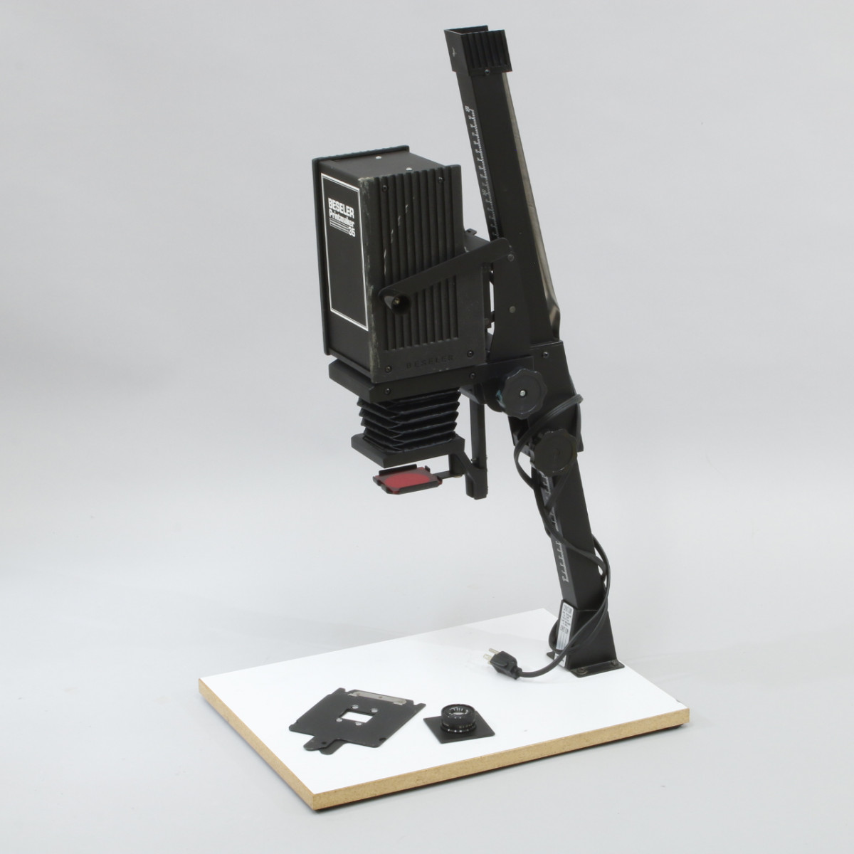 darkroom photo enlarger