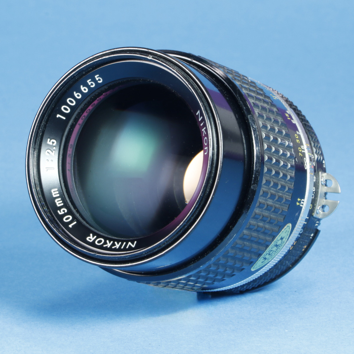 Nikon 105mm f2.5 Nikkor AIS Lens