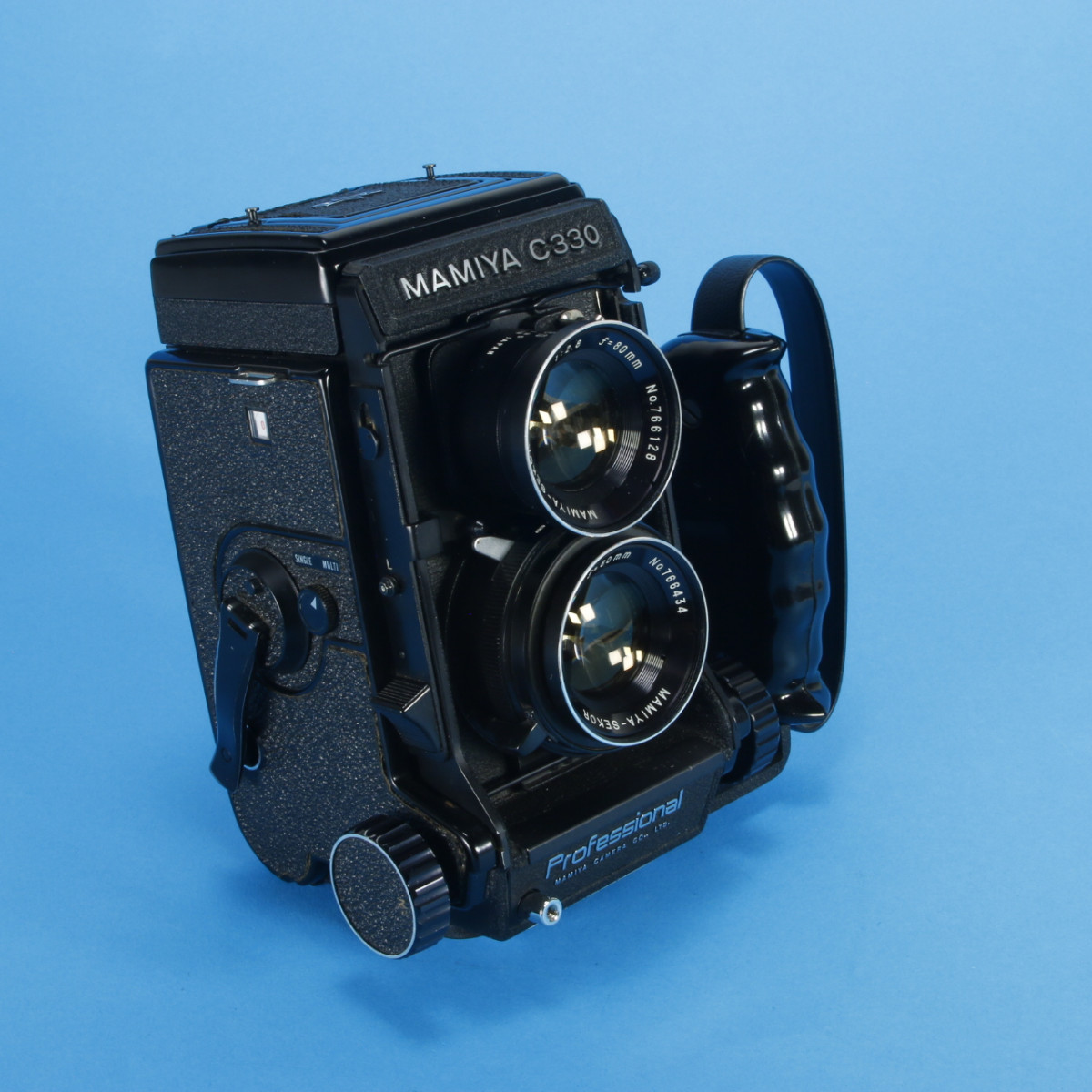 Shop : Buy Mamiya C330 Camera With Mamiya 80mm F2.8 Blue Dot