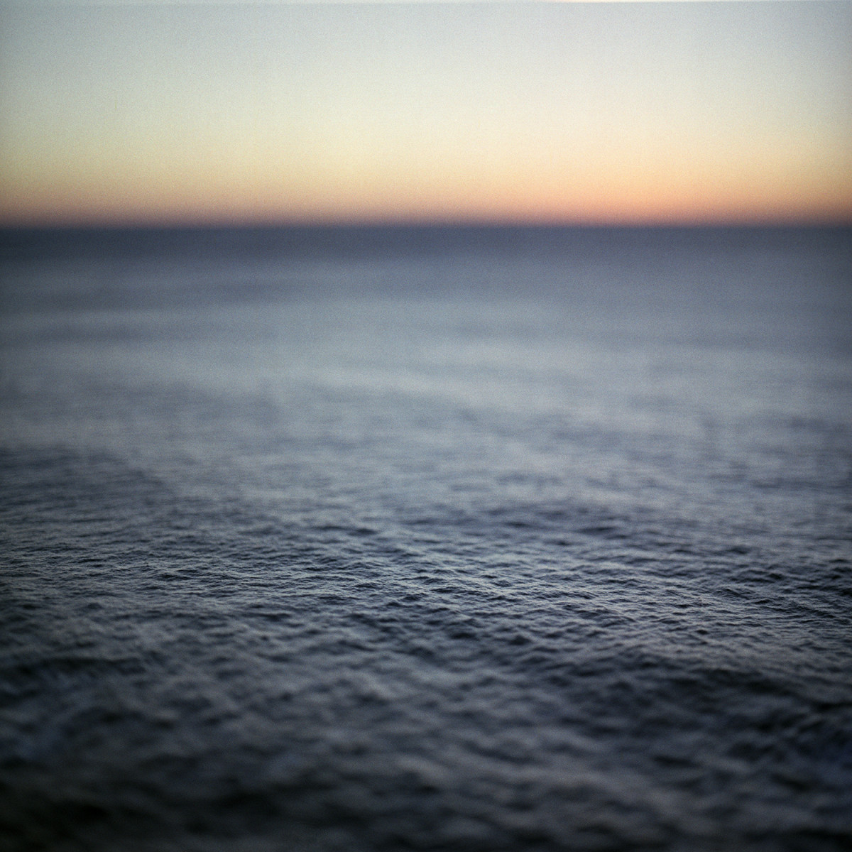 Lomography Lomochrome Color '92 Sun-Kissed ISO 400 Film - 120