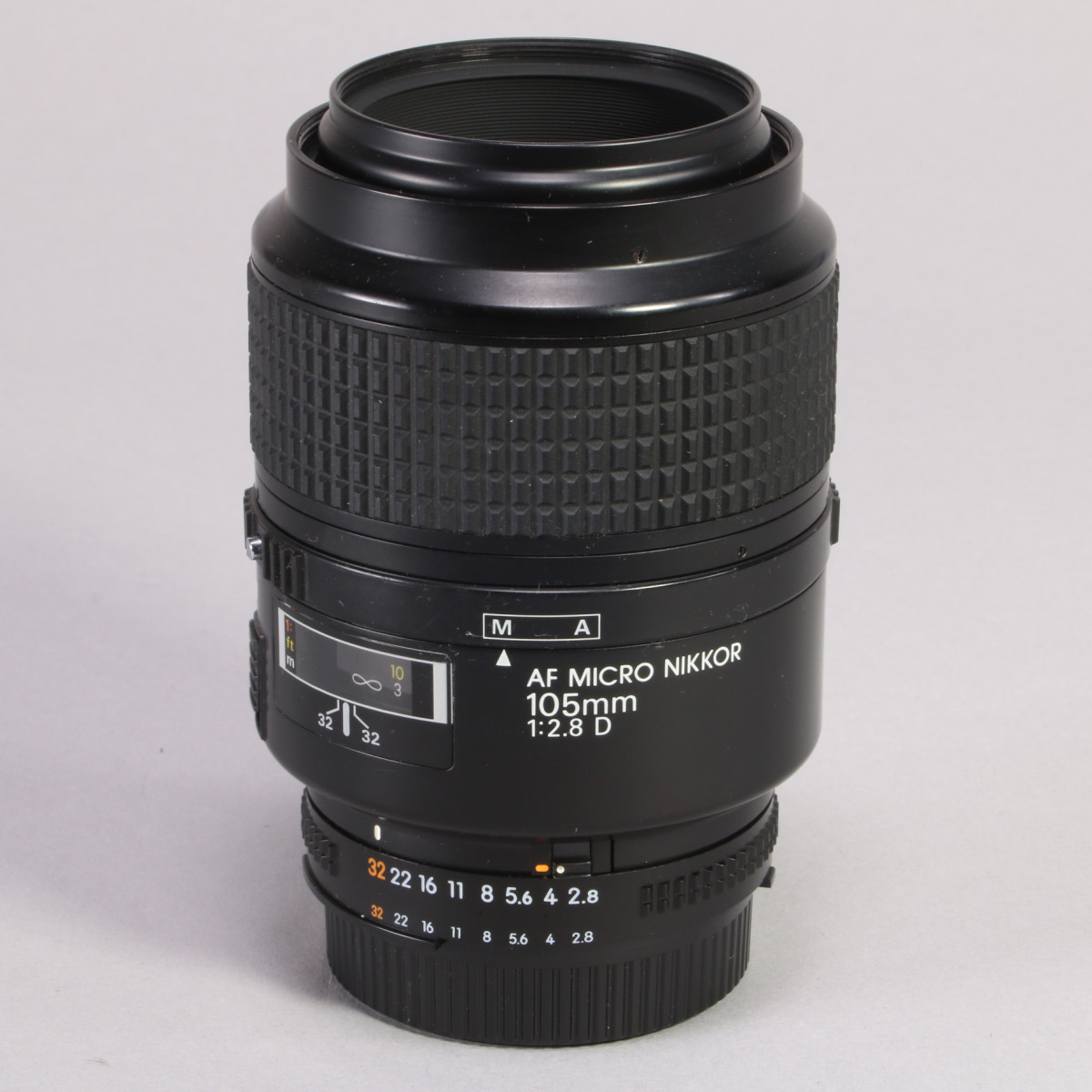Nikon 105mm f2.8 D AF Micro Nikkor Lens for Nikon AF