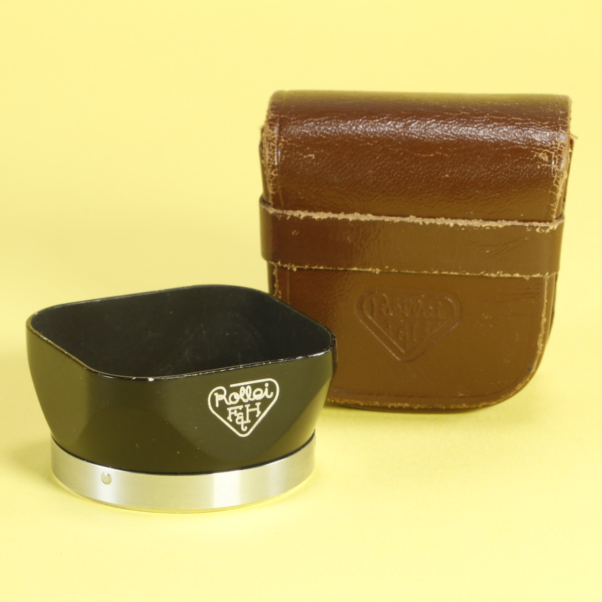 Rollei TLR Lens Hood - Bay I