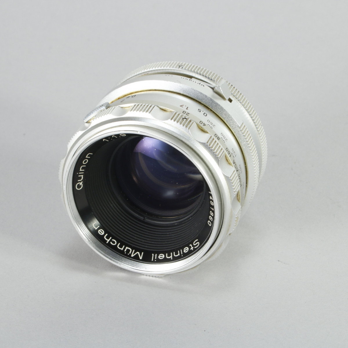 Steinheil München 55mm f1.9 Quinon Lens for M42 | Blue Moon