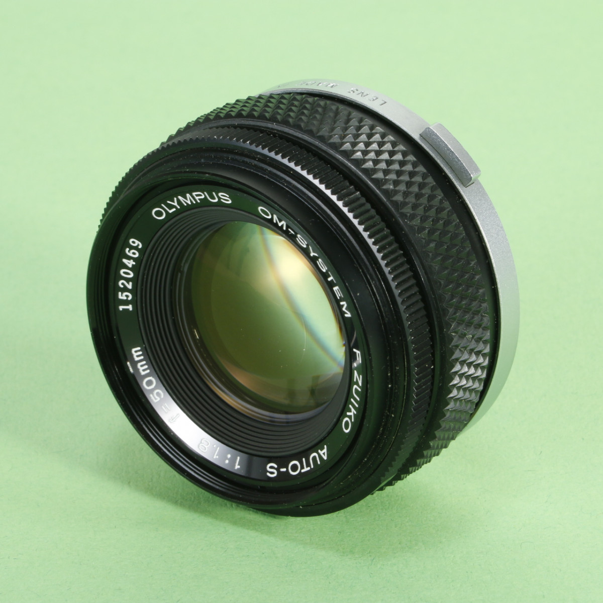 Olympus 50mm f1.8 F.Zuiko Auto-S OM Lens for sale - Blue Moon Camera and Machine Olympus 50mm f1.8 F.Zuiko Auto-S OM Lens for sale - Blue Moon Camera and Machine