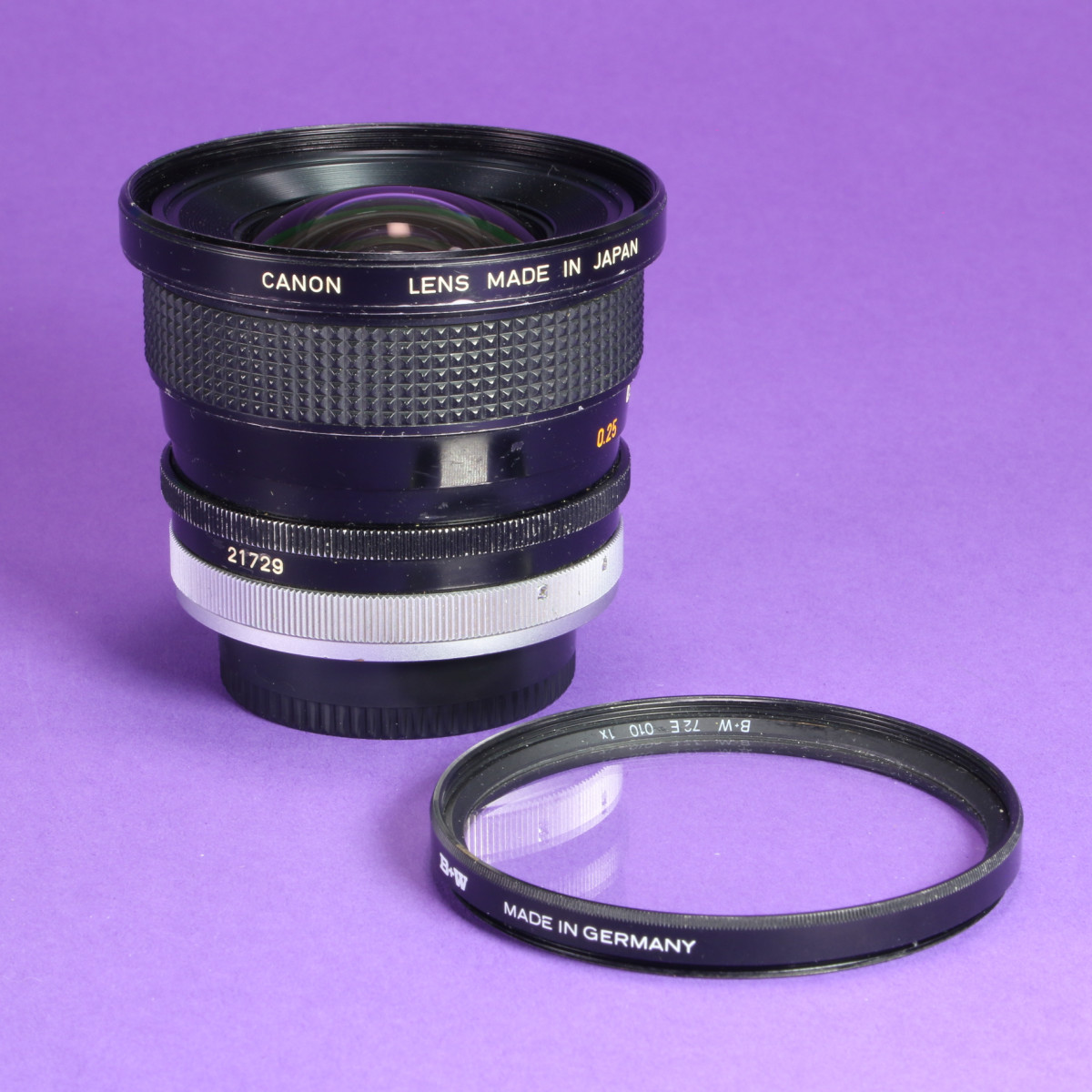 Canon 17mm f4 S.S.C. Lens for FD