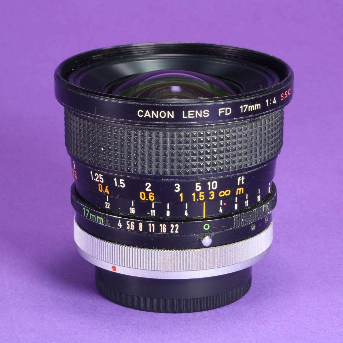 Canon 17mm f4 S.S.C. Lens for FD