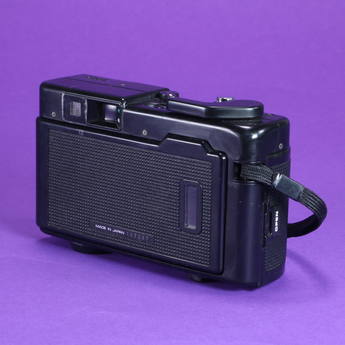 Chinon Monami 35FS Camera