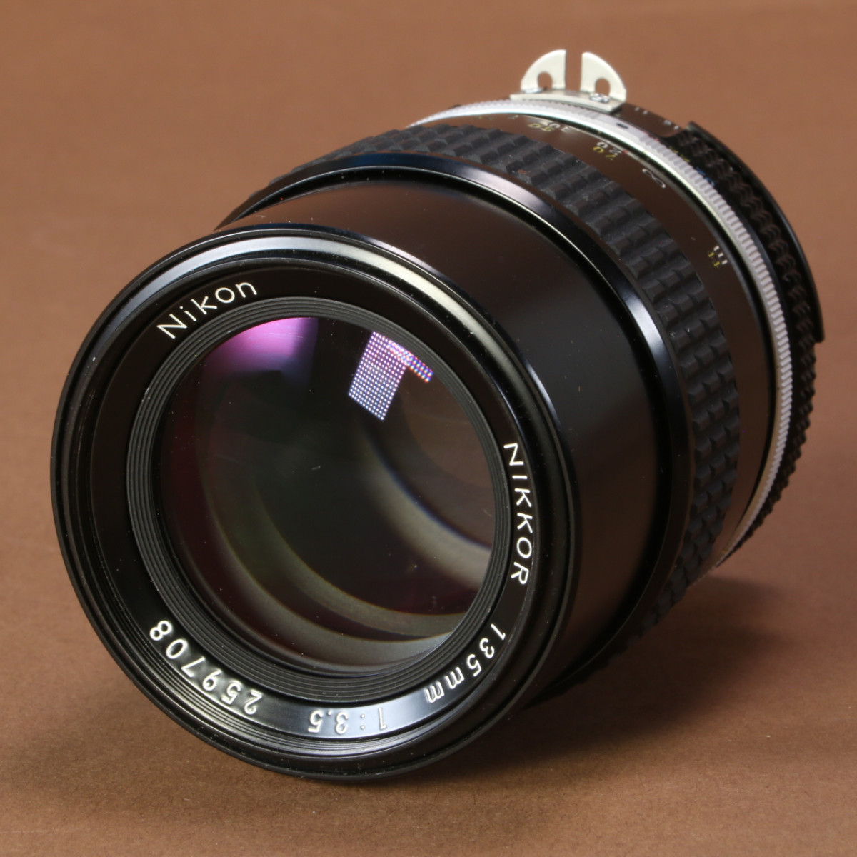 【明るい単焦点】 Nikon Ai 135mm F3.5 明るい単焦点】 Nikon Ai 135mm F3.5