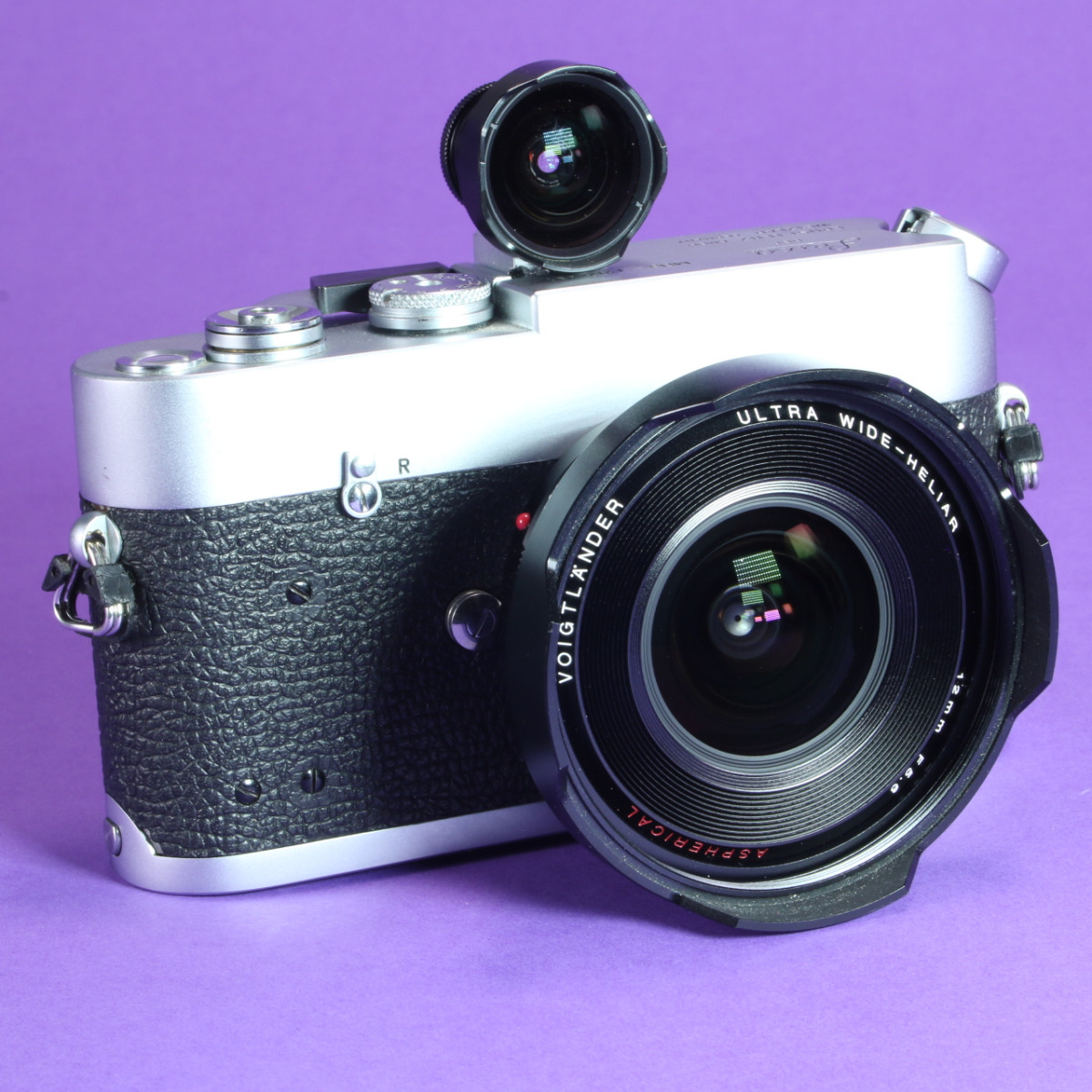 Leica MDa Camera Kit with Voigtlander 12mm f5.6 Ultra Wide-Heliar Lens
