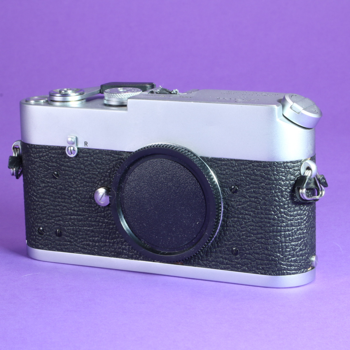 Leica MDa Camera Kit with Voigtlander 12mm f5.6 Ultra Wide-Heliar Lens