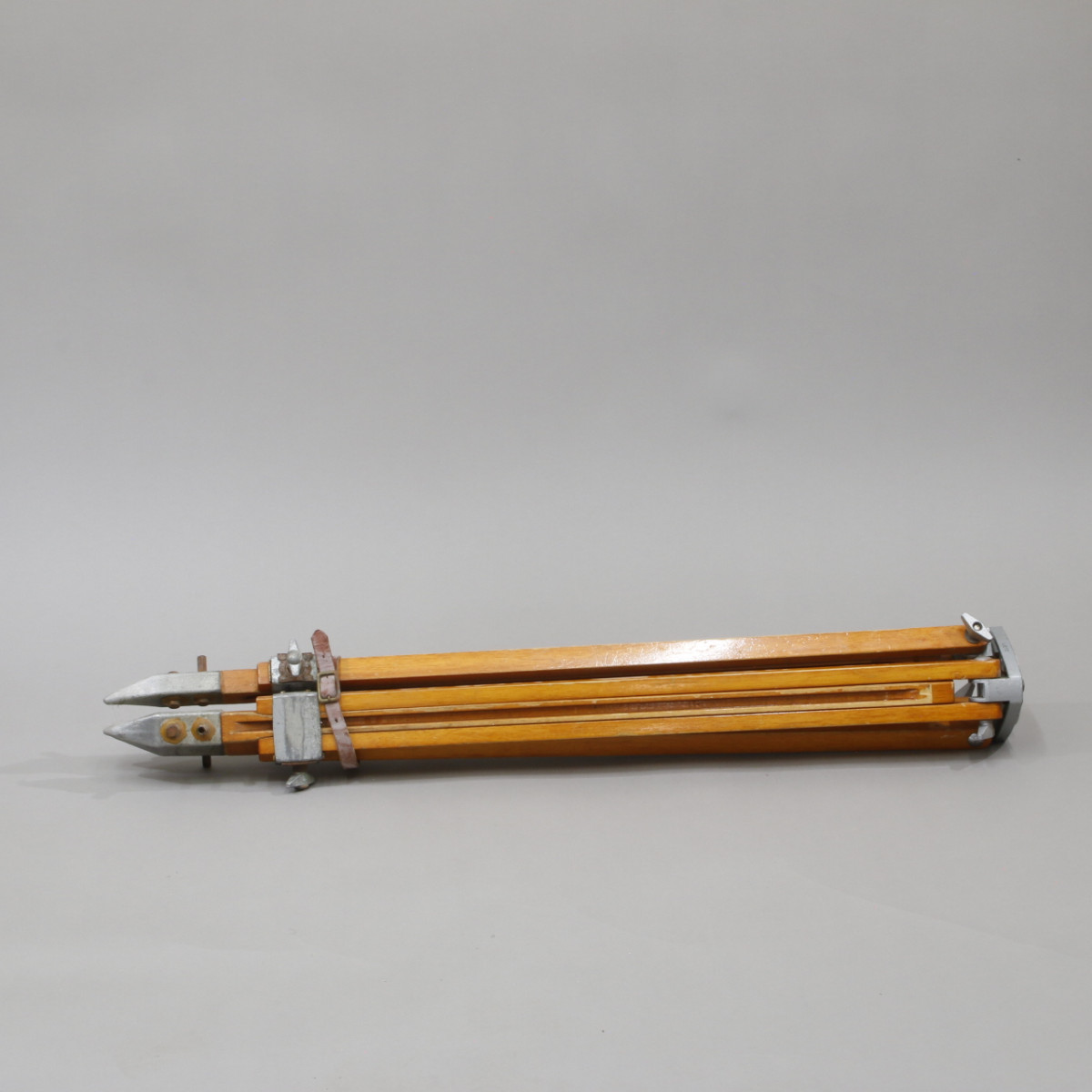 Lietz Surveyor Wood Tripod
