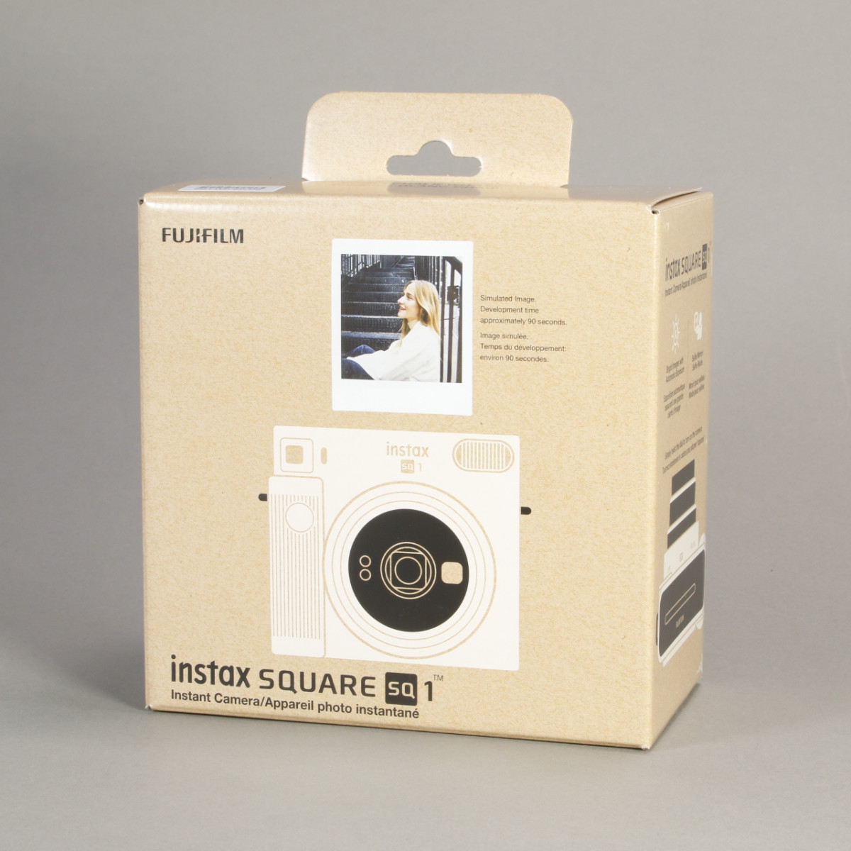 FUJIFILM  instax SQUARE sq1  ホワイト Fujifilm INSTAX SQUARE SQ1 Instant Camera - White, Prints
