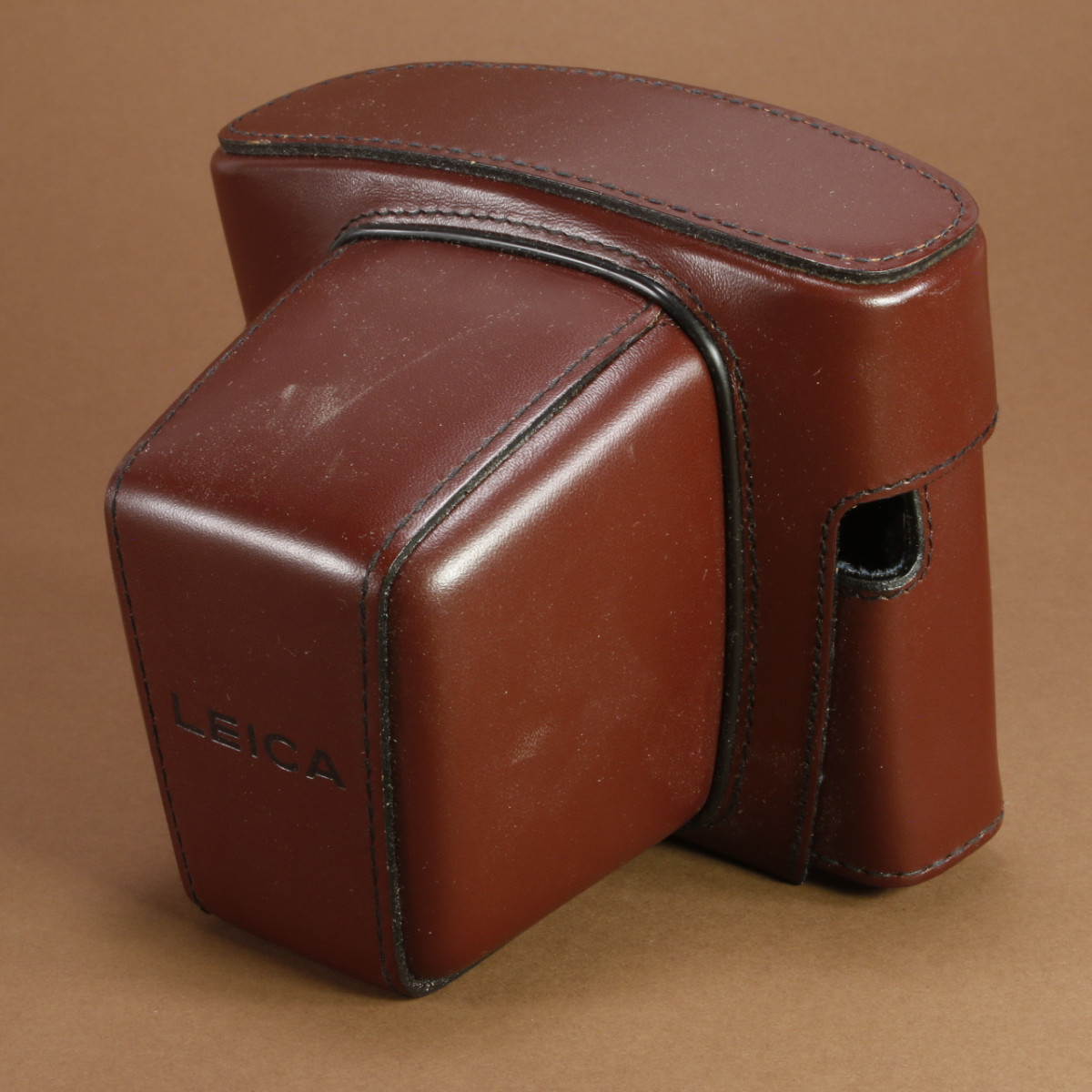 Leica 14506 Burgundy Case for R3