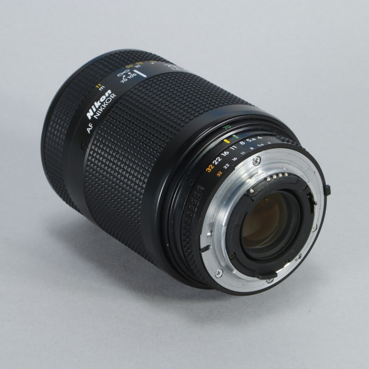 Nikon 70-210mm f4-5.6 D Nikkor AF Lens