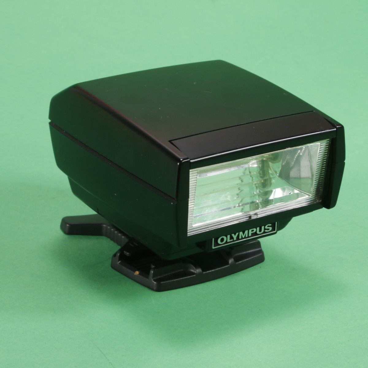 Olympus T32 Flash