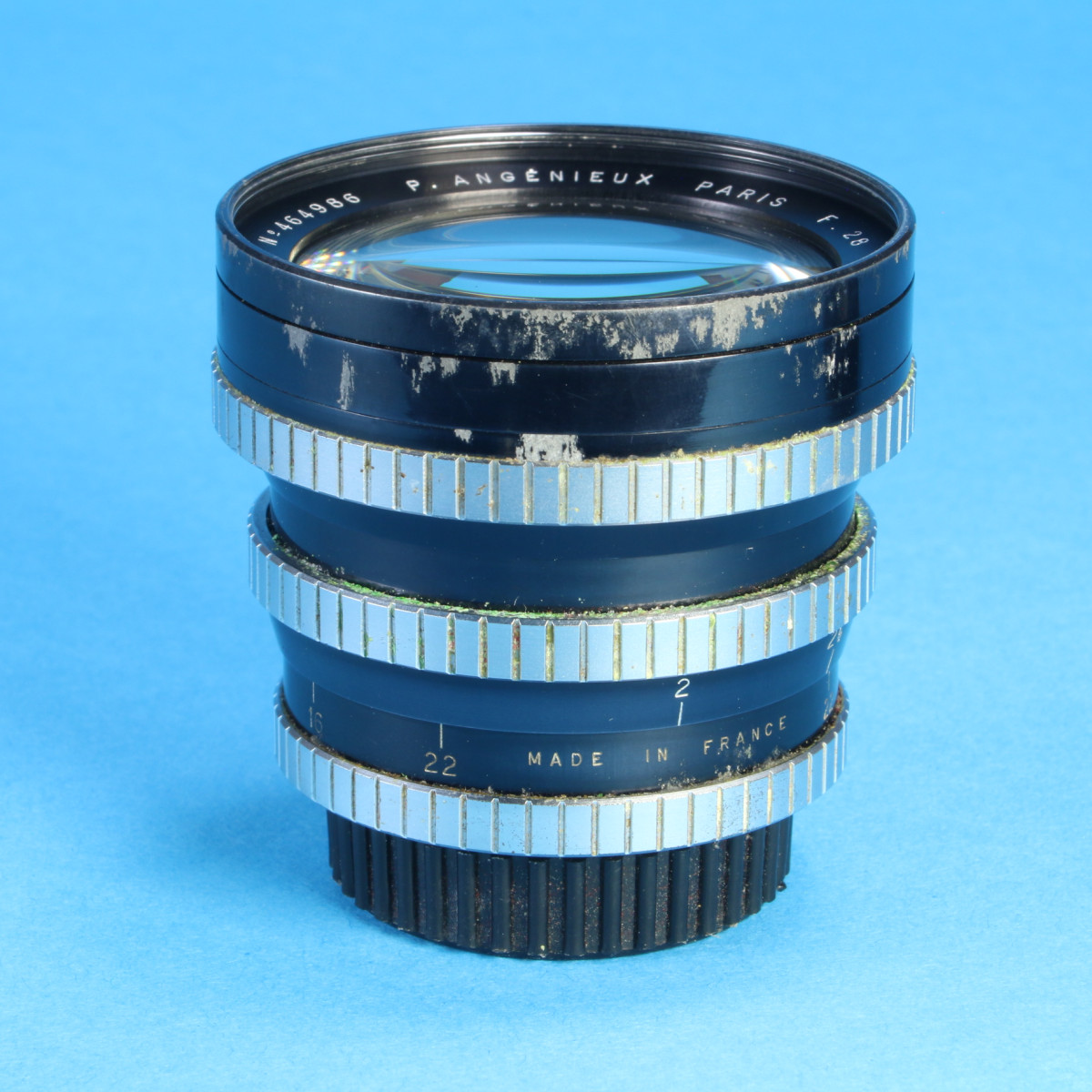 P. Angenieux Paris 28mm f3.5 Retrofocus Type R 11 Lens for
