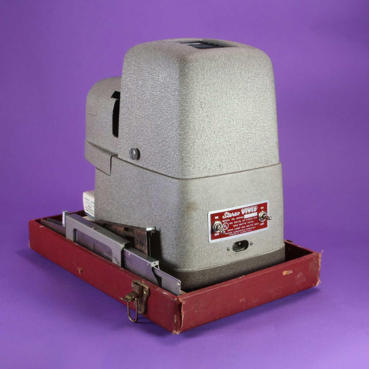 TDC Stereo Vivid Model 116 Projector