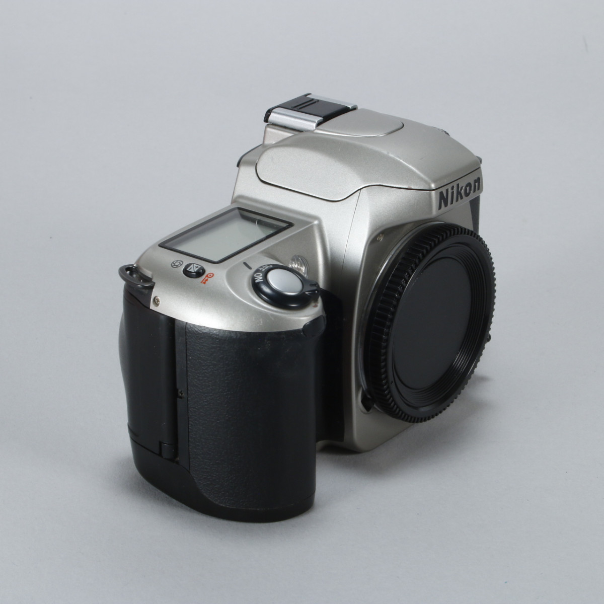 Nikon N65 Camera