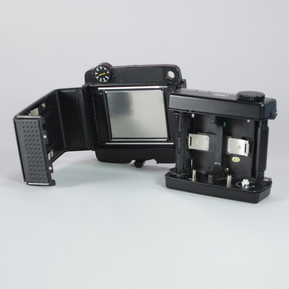 Mamiya RZ 67 ボディー +  220ロールフィルムホルダー/ SET Mamiya RZ 67 ボディー + 220ロールフィルムホルダー/ SET 2025