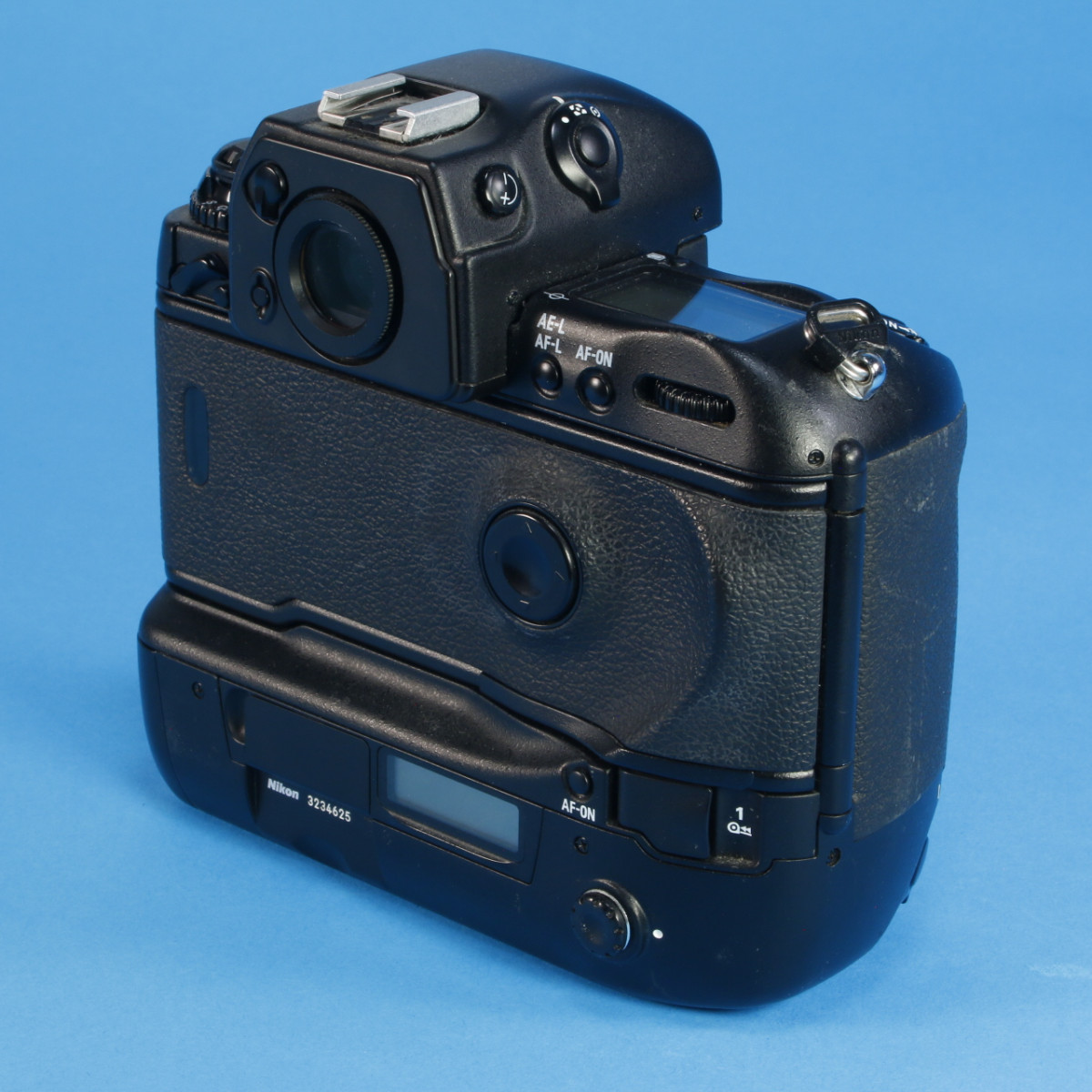 フィルムカメラ Nikon F5 フィルムカメラが欲しいなら「Nikon F5」が一押し - デジカメinfo