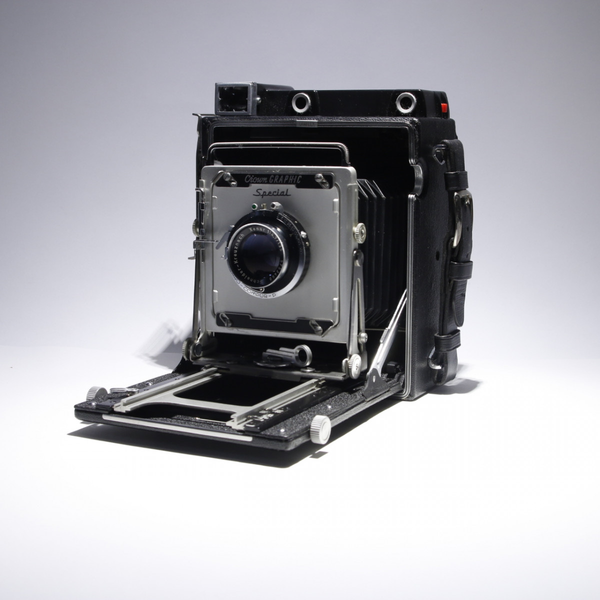 Graflex Crown Graphic Special 4x5 Camera with 135mm f4.7 Xenar Lens
