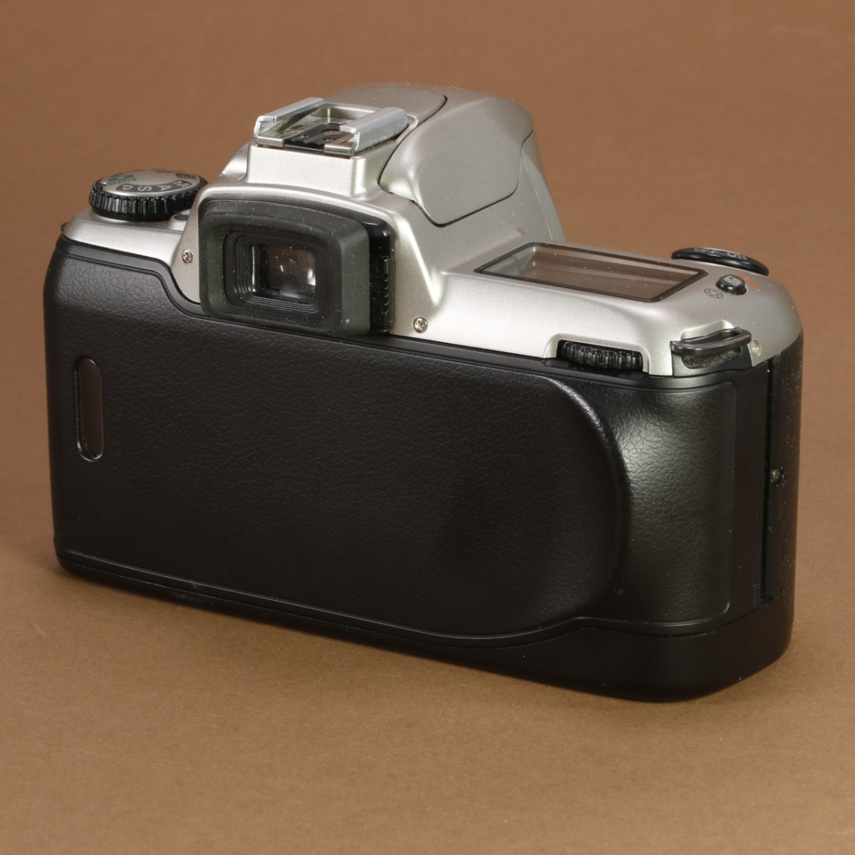 Nikon N65 Camera