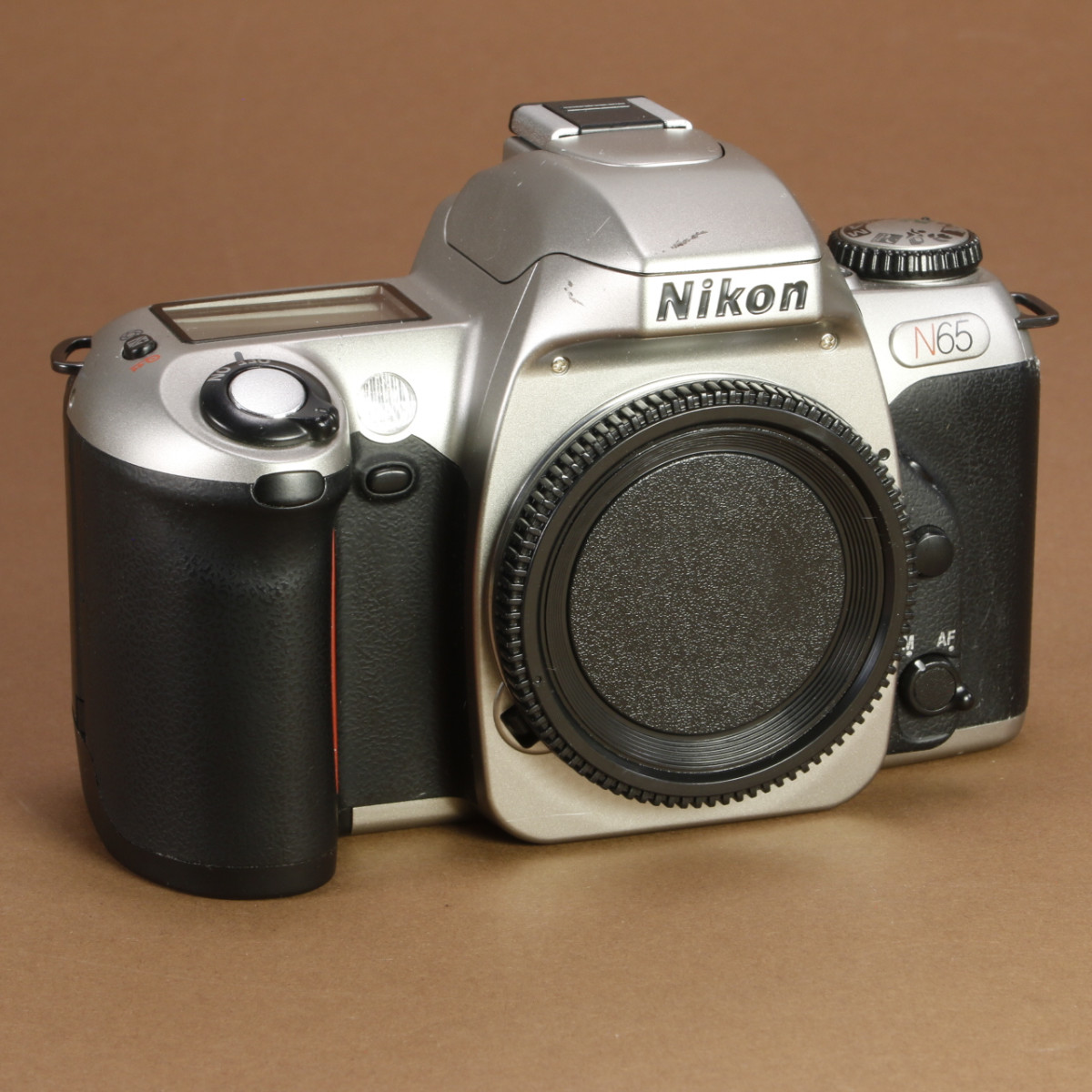 Nikon N65 Camera