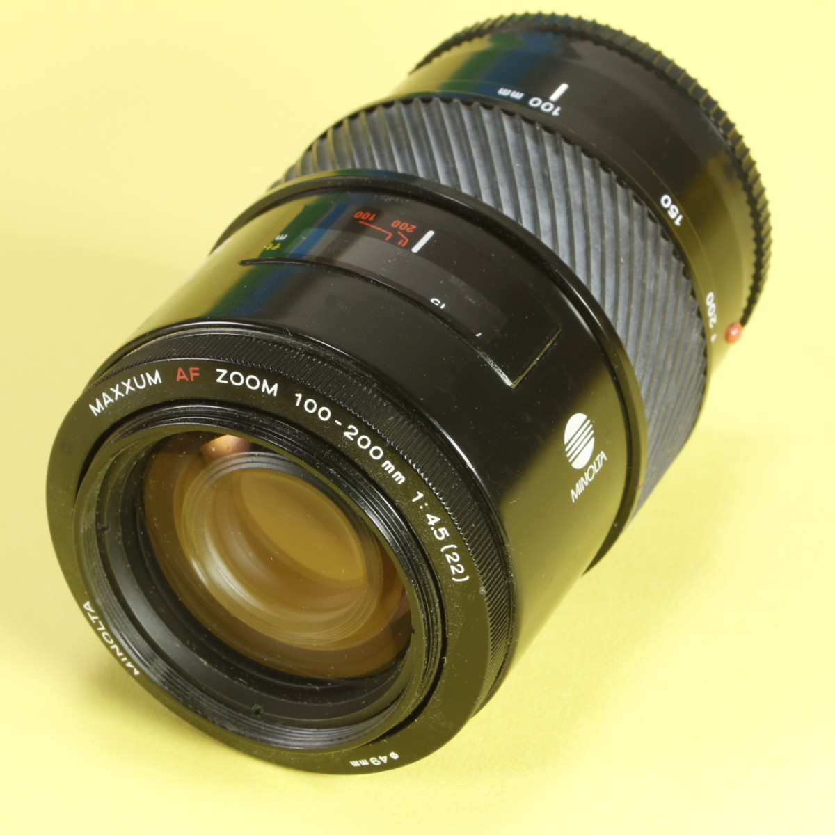 Minolta 100-200mm f4.5 Maxxum AF Lens