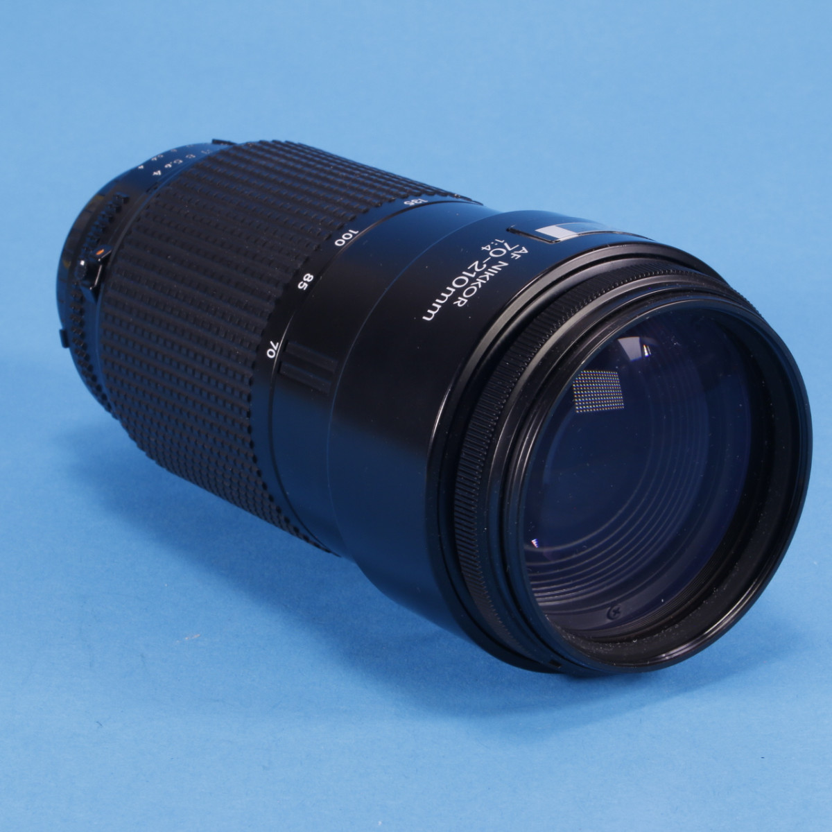 Nikon 70-210mm f4 Nikkor AF Lens