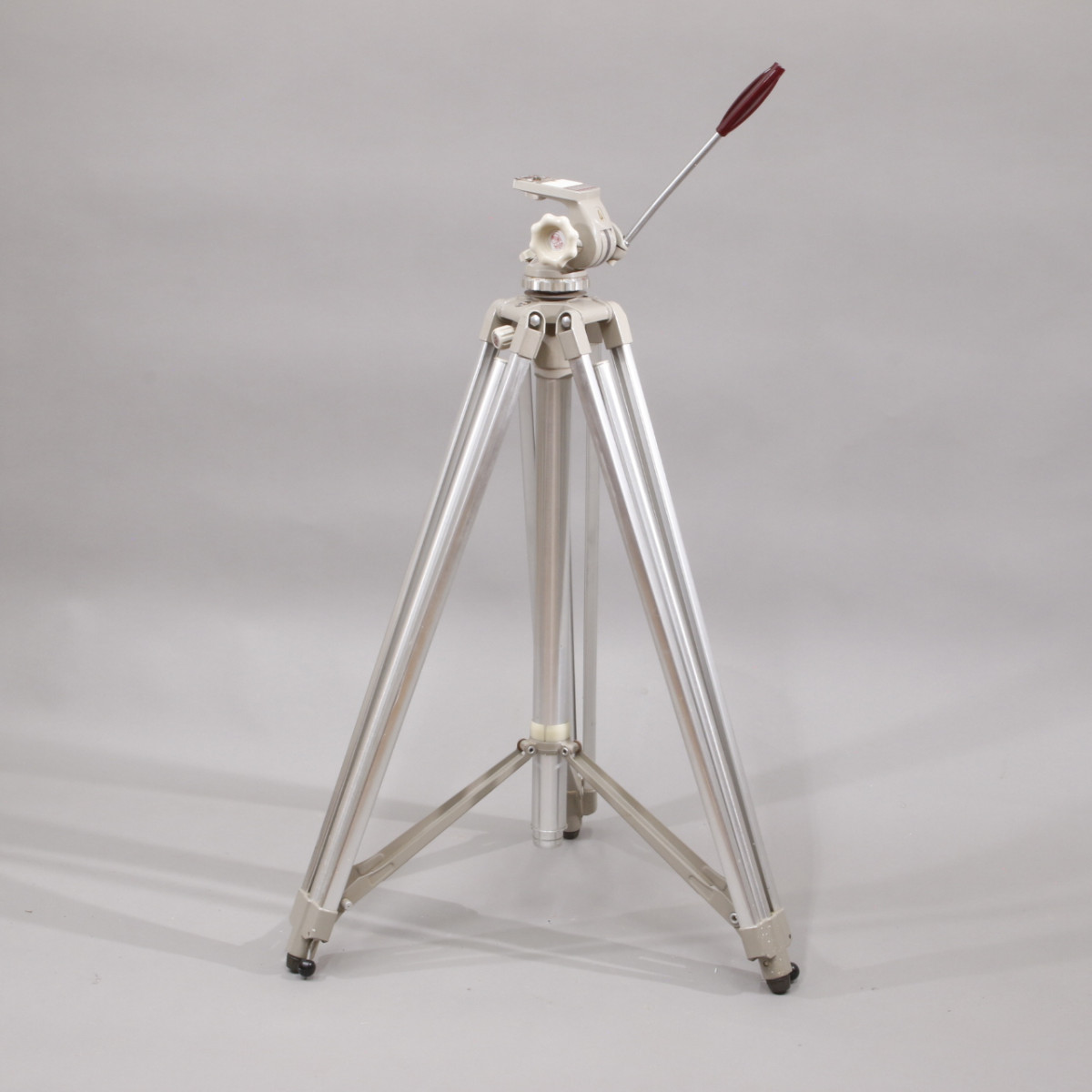 Linhof Heavy Duty Professional Tripod