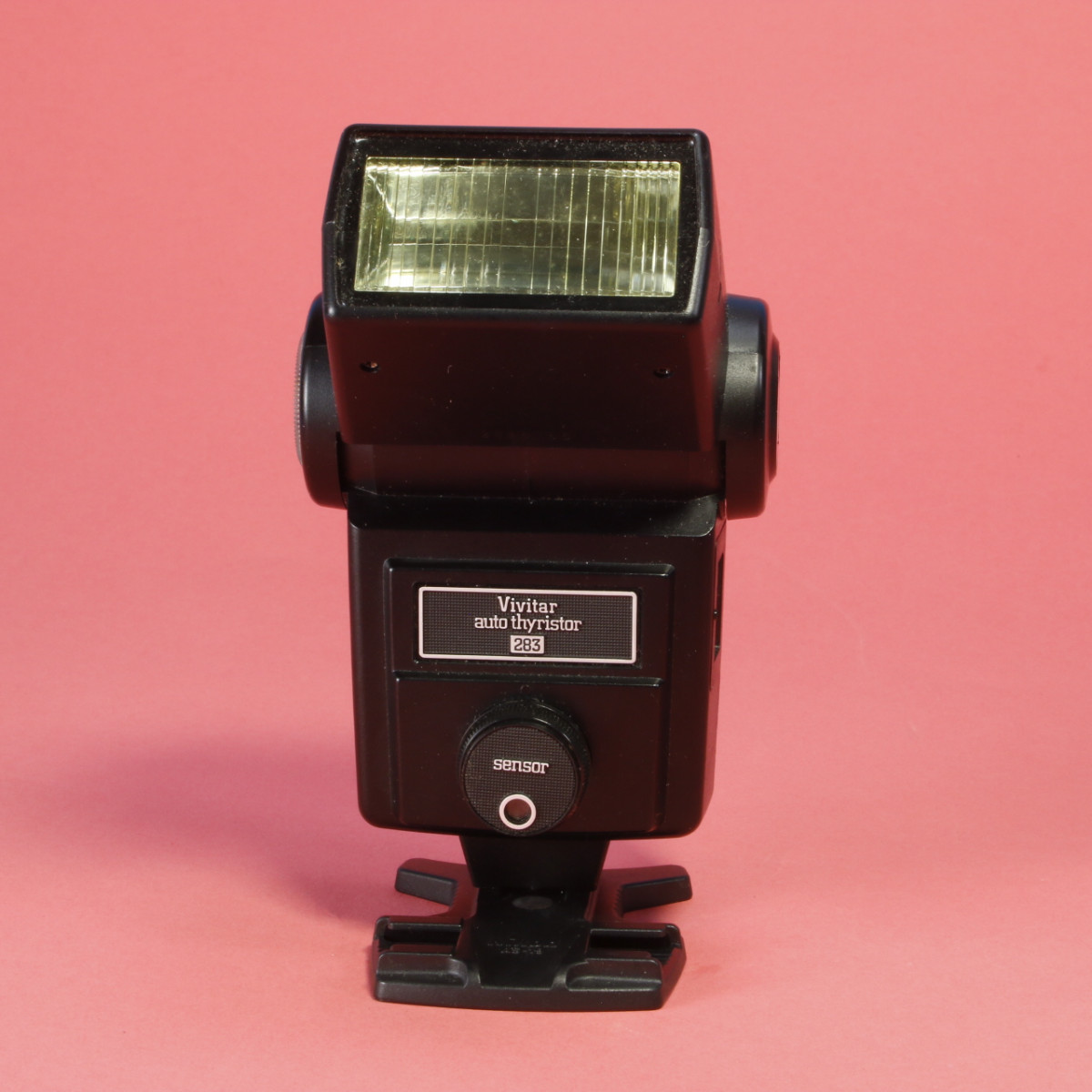 Vivitar Auto Thyristor 283 Flash