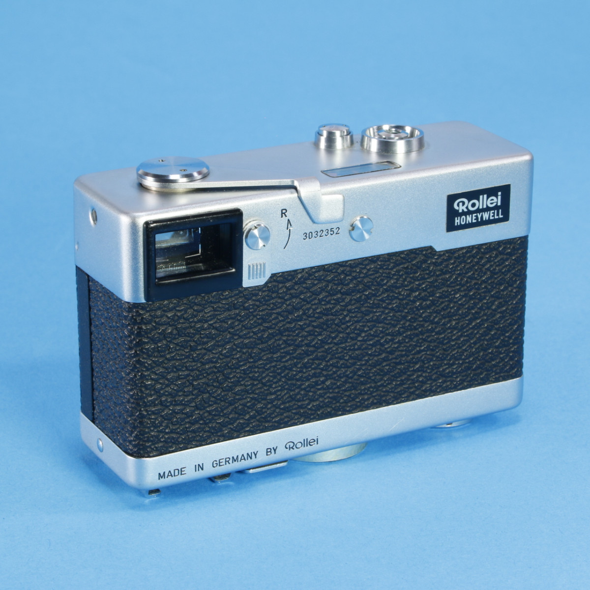 Rollei 35 Camera - Germany | Blue Moon Camera