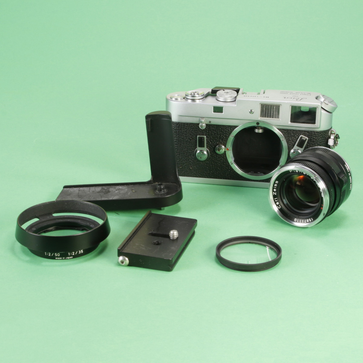 Shop : Buy Leica M4 Camera Kit With Zeiss 50mm F2 Zm Planar