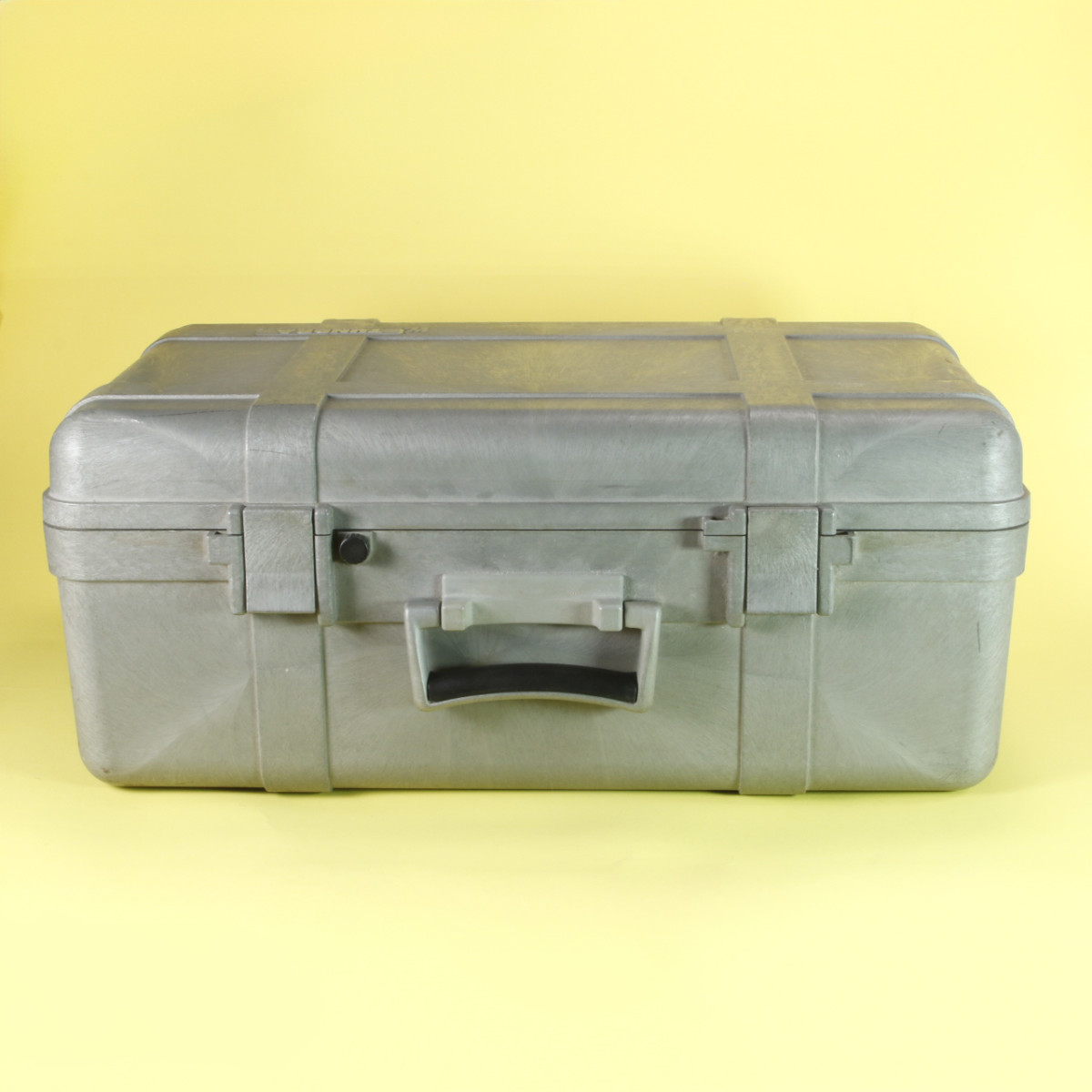 Tundra Underwater Kinetics Hard Case