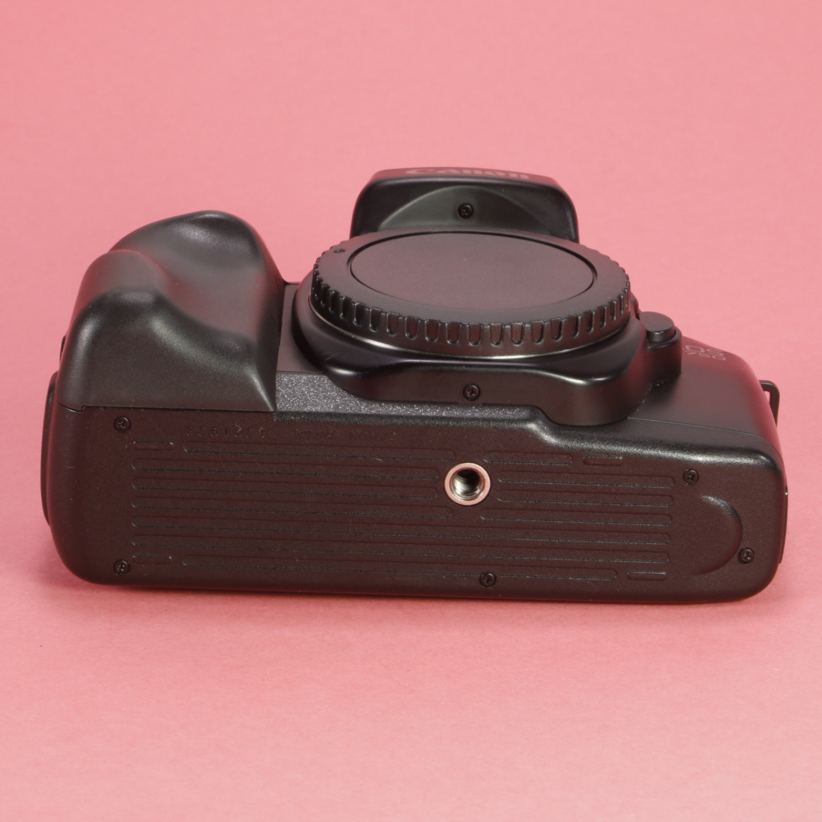 Canon EOS 750 Camera