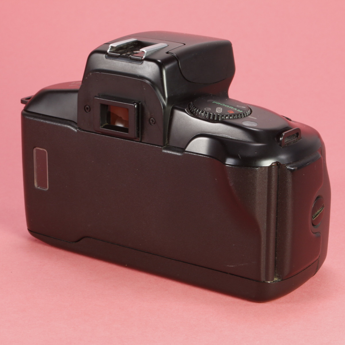 Canon EOS 750 Camera